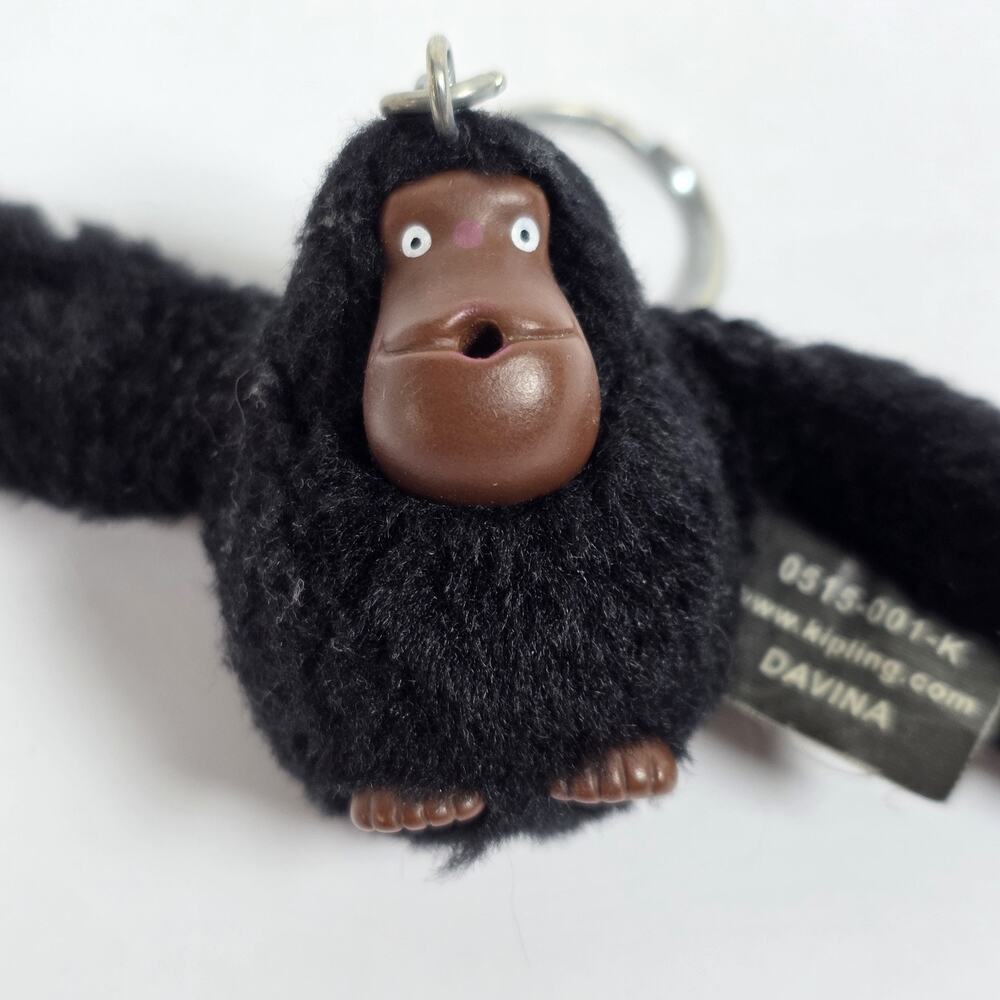 Kipling Monkey “Davina” Plush Keyring Charm Thumb Sucking Ape Gorilla Black - Picture 2 of 5